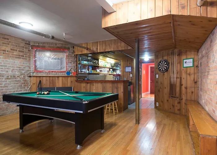 Wrigley - Hostel Chicago