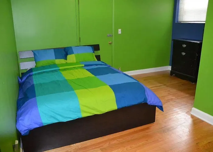 Hostel Wrigley - *